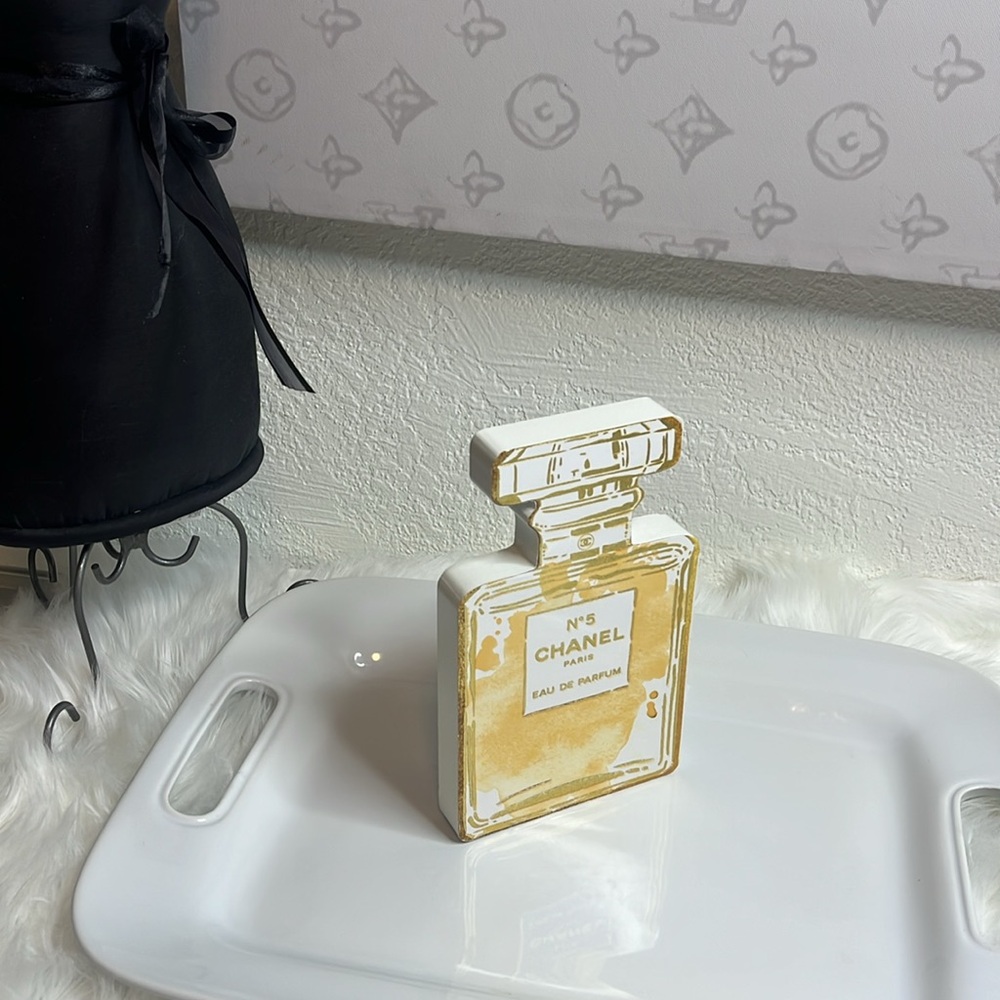 Source Unknown Yellow and White Perfume Bottle Accent - Picture 5 of 5
